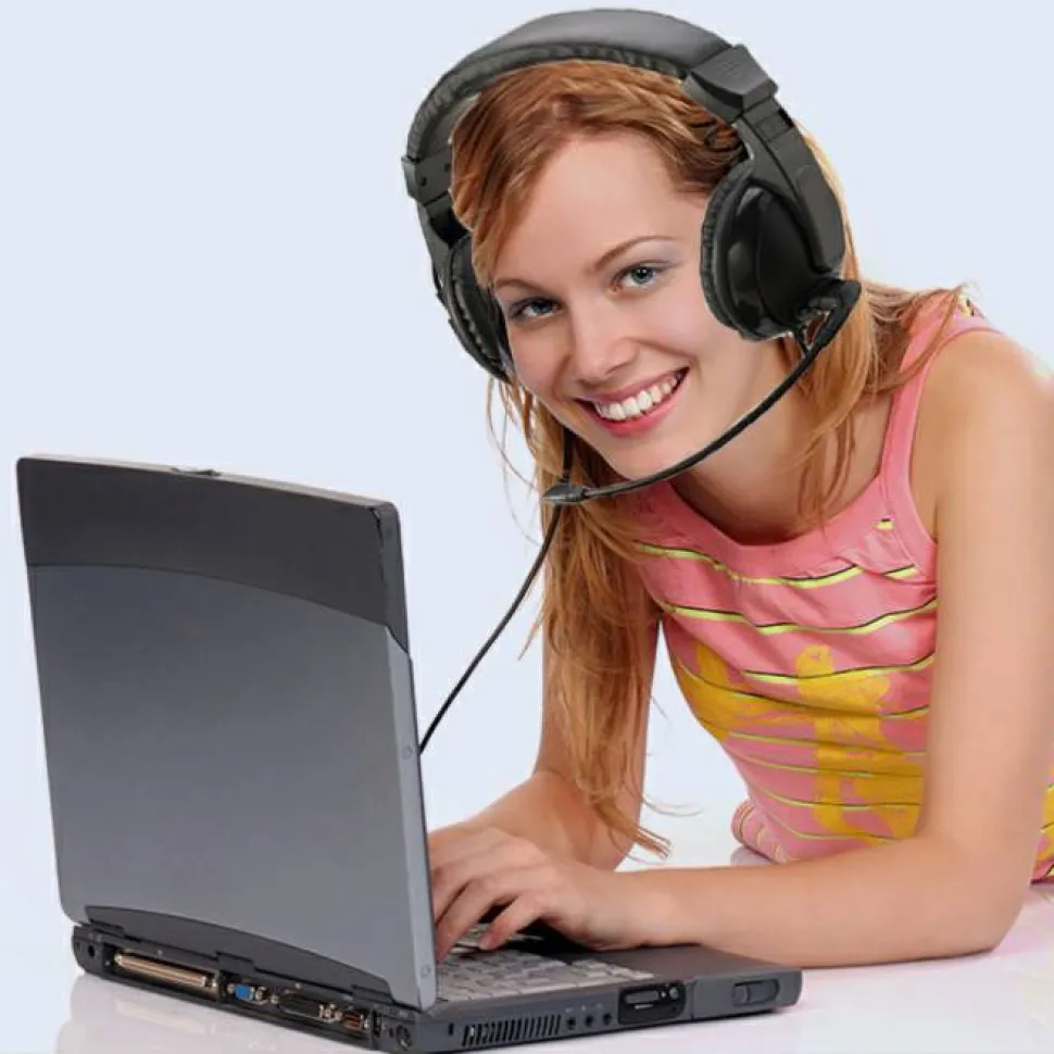 Adesso Xtream H5U - USB Stereo Headset with Microphone - Noise Cancelling - Wired- Lightweight