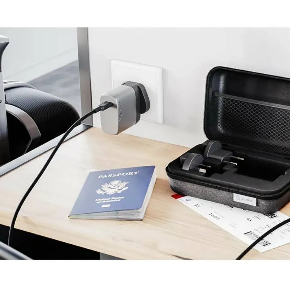 Alogic 1X67 Rapid Power 67W Multi-Country GaN Charger