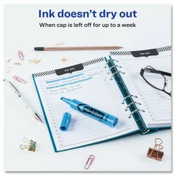 Avery Desk Style Highlighters, Chisel Point, Light Blue, Pack Of 12