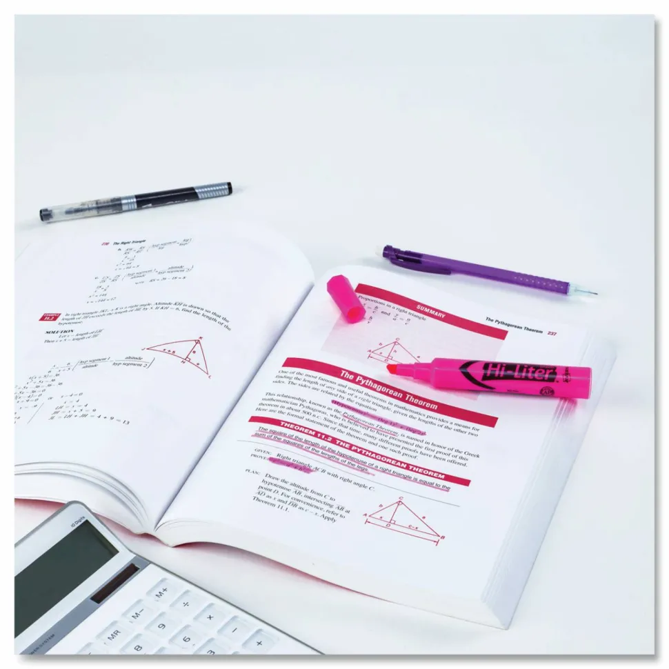 Avery Hi-Liter Highlighters, SmearSafe, Chisel Tip, Desk-Style, Fluorescent Pink, Box Of 12