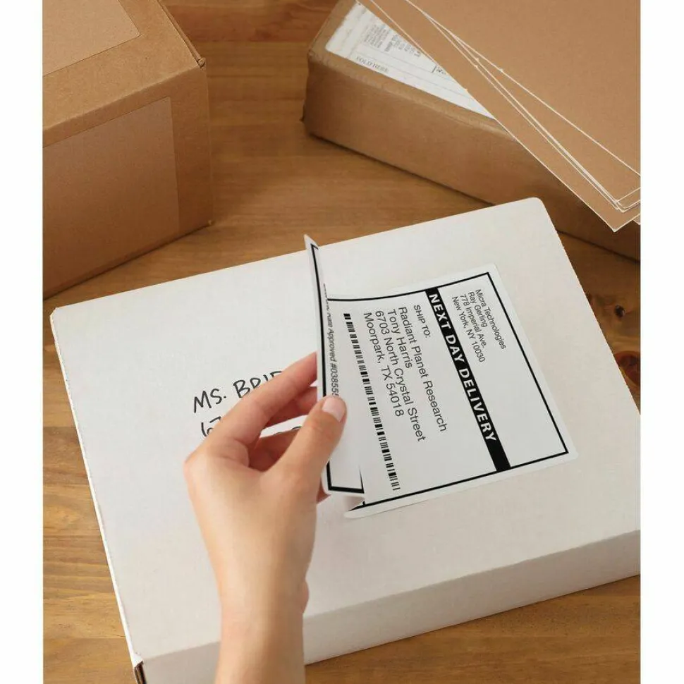Avery TrueBlock White Laser Shipping Labels, Internet, 5126, 5 1/2" x 8 1/2", Pack Of 200