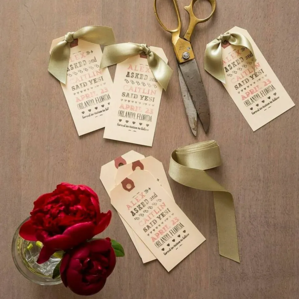 Avery Unstrung Shipping Tags, 11.5 pt. Stock, 4-3/4" x 2-3/8" , 1,000 Manila Hang Tags