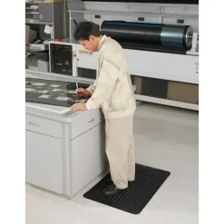 Genuine Joe Flex Step 50% Recycled Anti-Fatigue Mat, 3' x 5', Black
