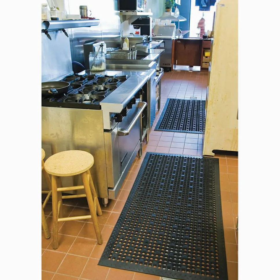 Genuine Joe Versa-Lite Anti-microbial Rubber Mat
