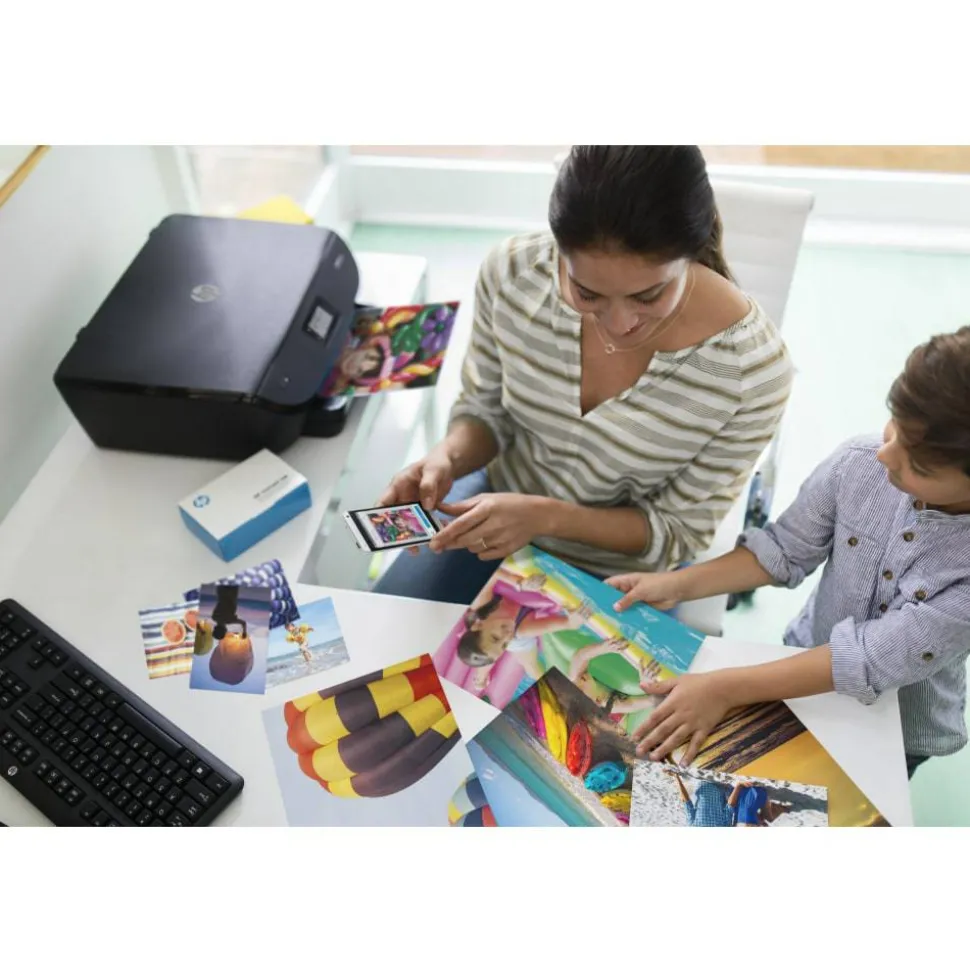 HP Premium Plus Photo Paper for Inkjet Printers, Soft Gloss, Letter Size (8 1/2" x 11"), 80 Lb., Pack Of 25 Sheets (CR671A)