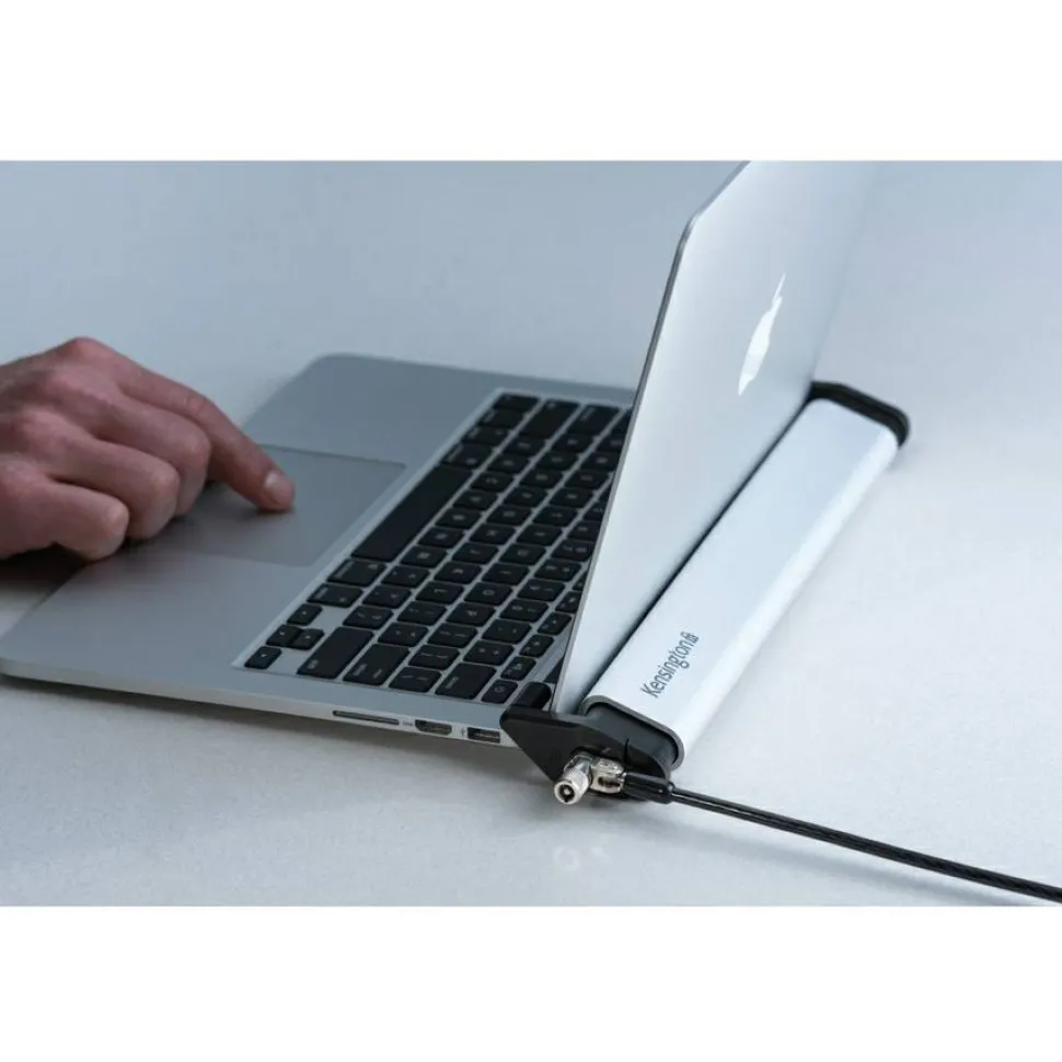 Kensington Laptop Locking Station 2.0 - MicroSaver 2.0 Keyed Lock - System security kit - 15.6"