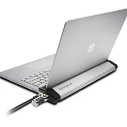 Kensington Laptop Locking Station 2.0 - MicroSaver 2.0 Keyed Lock - System security kit - 15.6