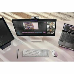 Logitech MX Brio Ultra HD 4K Collaboration and Streaming Webcam, 1080p at 60 FPS, Dual Noise Reducing Mics, Show Mode, USB-C, Webcam Cover, Works with Microsoft Teams, Zoom, Google Meet, Pale Gray
