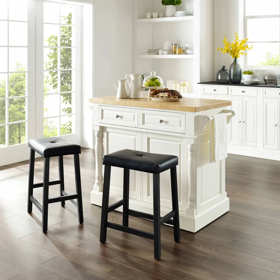 Oxford Kitchen Island W/Upholstered Saddle Stools