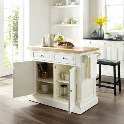 Oxford Kitchen Island W/Upholstered Saddle Stools