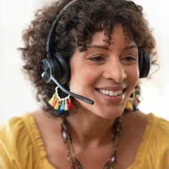 Poly Voyager 4320 USB-C Headset