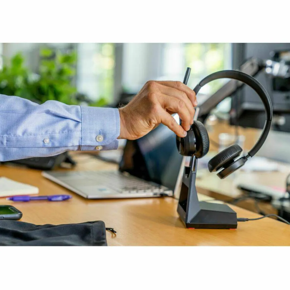Poly Voyager 4320 USB-C Headset