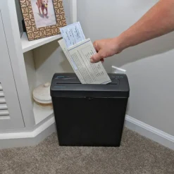 Royal CX6 Medium Duty Shredder