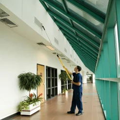 Rubbermaid Commercial 4'-8' Quick Connect Extension Pole