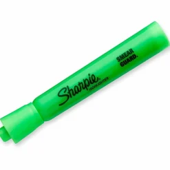 Sharpie Tank Style Highlighters, Fluorescent Green Ink, Chisel Tip, Green Barrel, Dozen