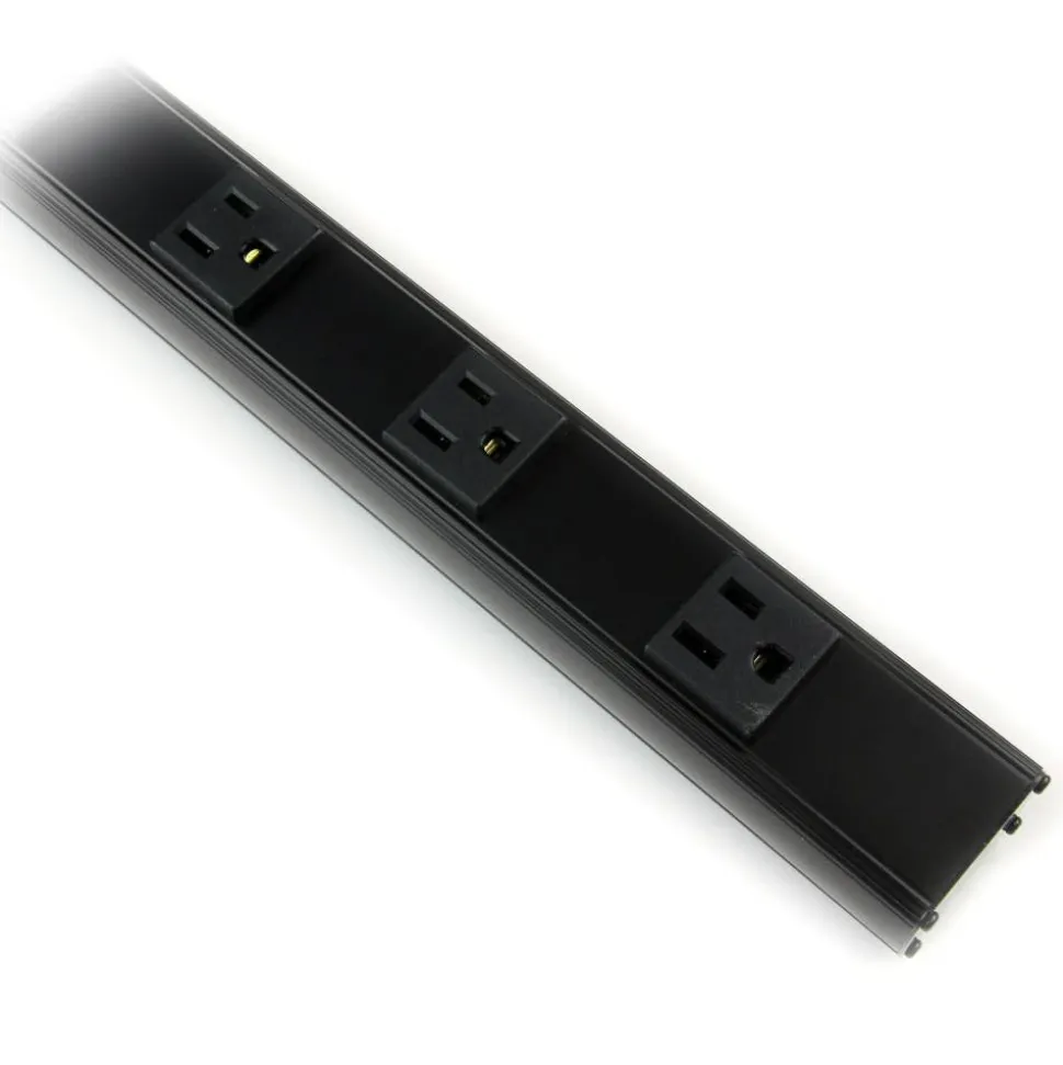 StarTech.com 24 Outlet 120V 15A Rack mount Power Strip