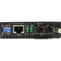 StarTech 10/100 Mbps Single Mode Fiber Media Converter SC 30 km, TAA