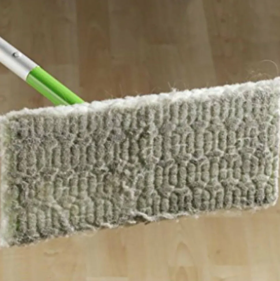 Swiffer Professional Regular Dry Cloth Sweeping Pad Refills for Swiffer Sweeper (32 Refills per Box)