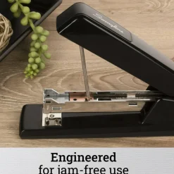 Swingline 747 Classic Stapler, 20 Sheets Capacity, Black