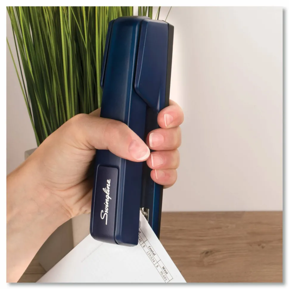 Swingline 747 Classic Stapler, 20 Sheets, Royal Blue - 20 Sheets Capacity - 210 Staple Capacity - Full Strip - 1/4" Staple Size - Royal Blue