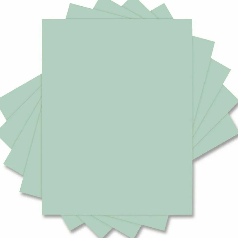 Universal Deluxe Colored Paper, 20 lb Bond Weight, 8.5 x 11, Green, 500/Ream
