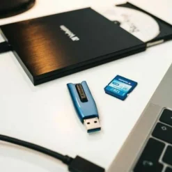 Verbatim Premium UHS-I Class 10 SDXC Memory Card, 64GB