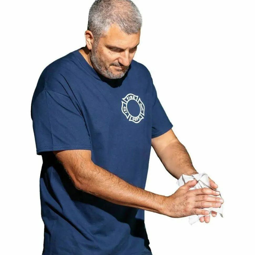 2XL CareWipes Performance Body Cloths, 6" x 8", 700 Count, Total Qty 1